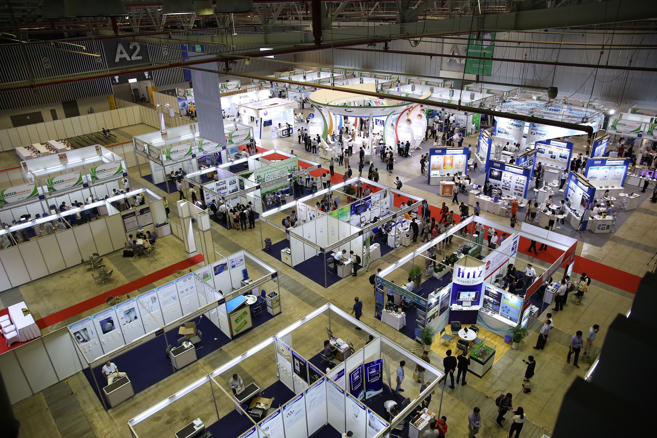 モーダルウィンドウで表示します。